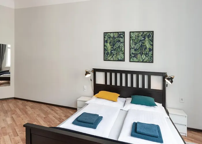 Wilda Nocleg ze śniadaniem 3*