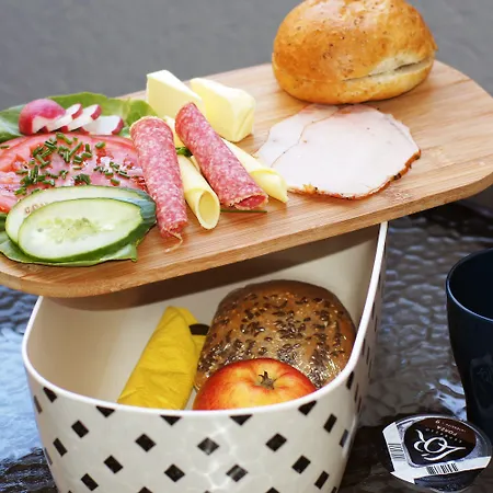 住宿加早餐酒店 Wilda 3*